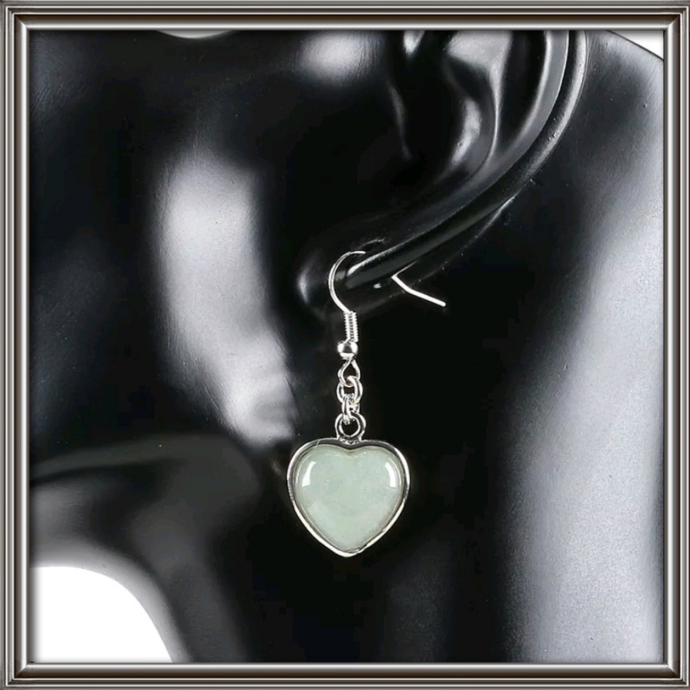 Aventurine Heart Earrings, natural stone.